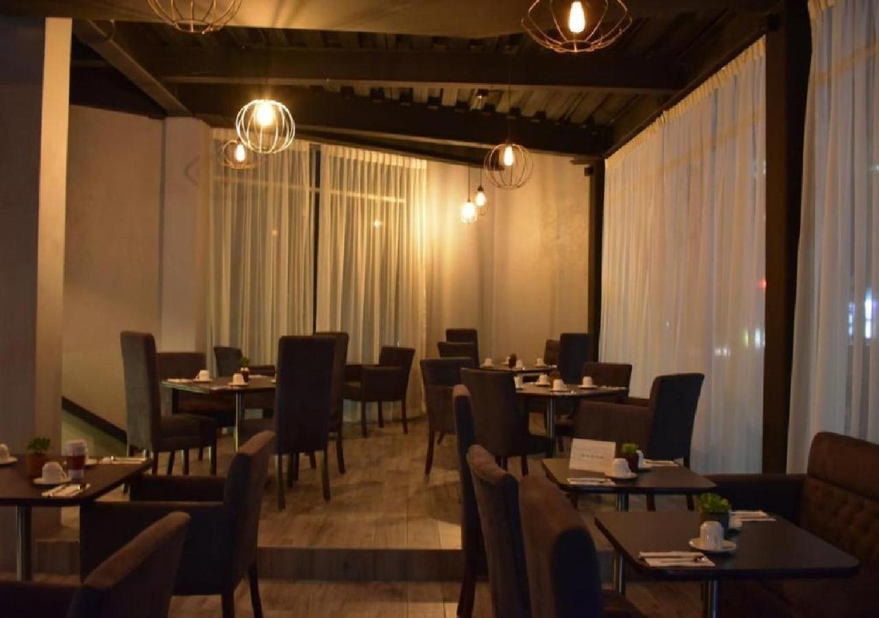 Esduma Hk Hotel Pachuca Bagian luar foto
