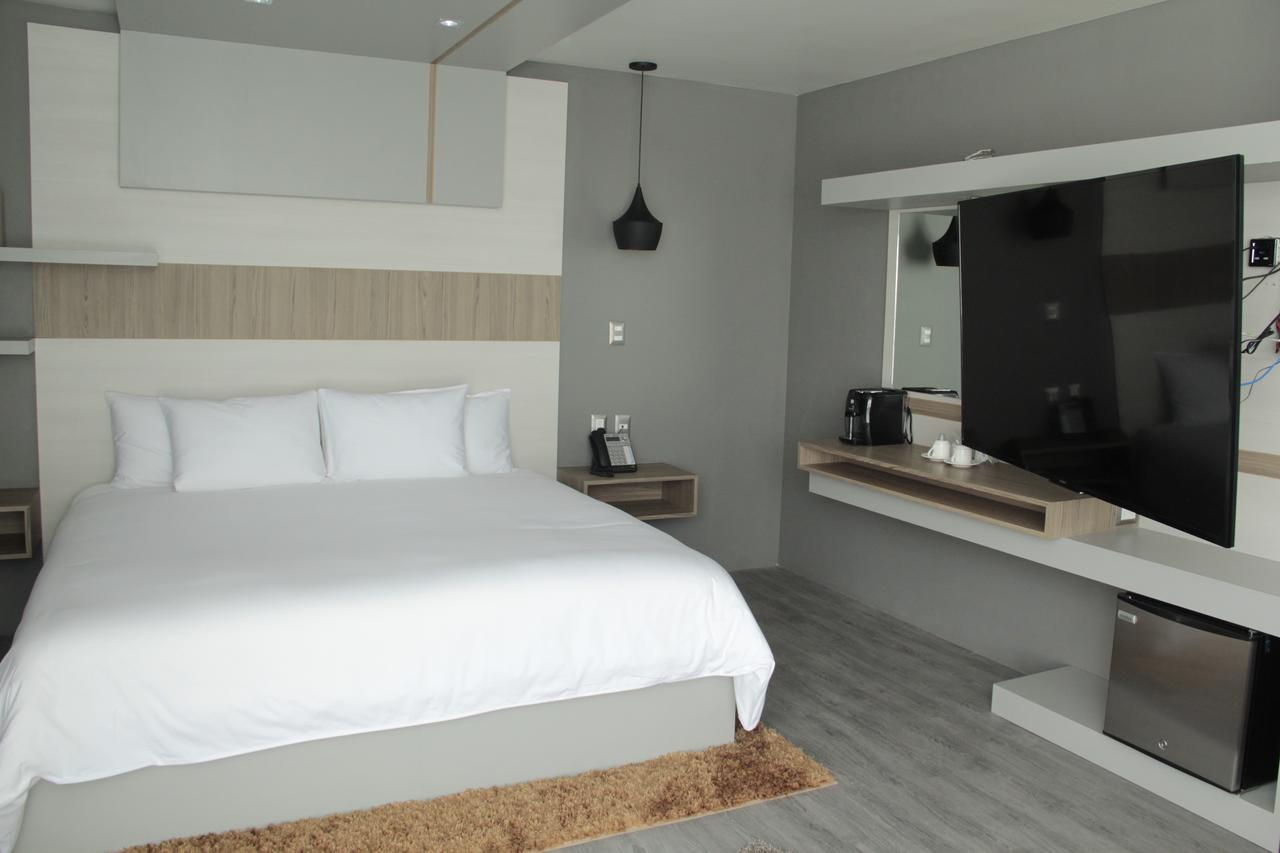 Esduma Hk Hotel Pachuca Bagian luar foto