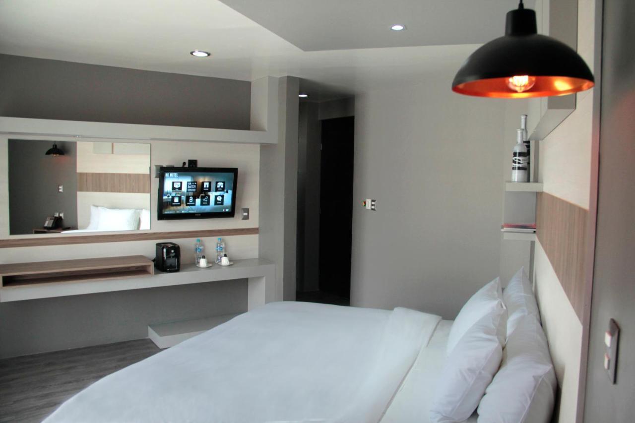 Esduma Hk Hotel Pachuca Bagian luar foto