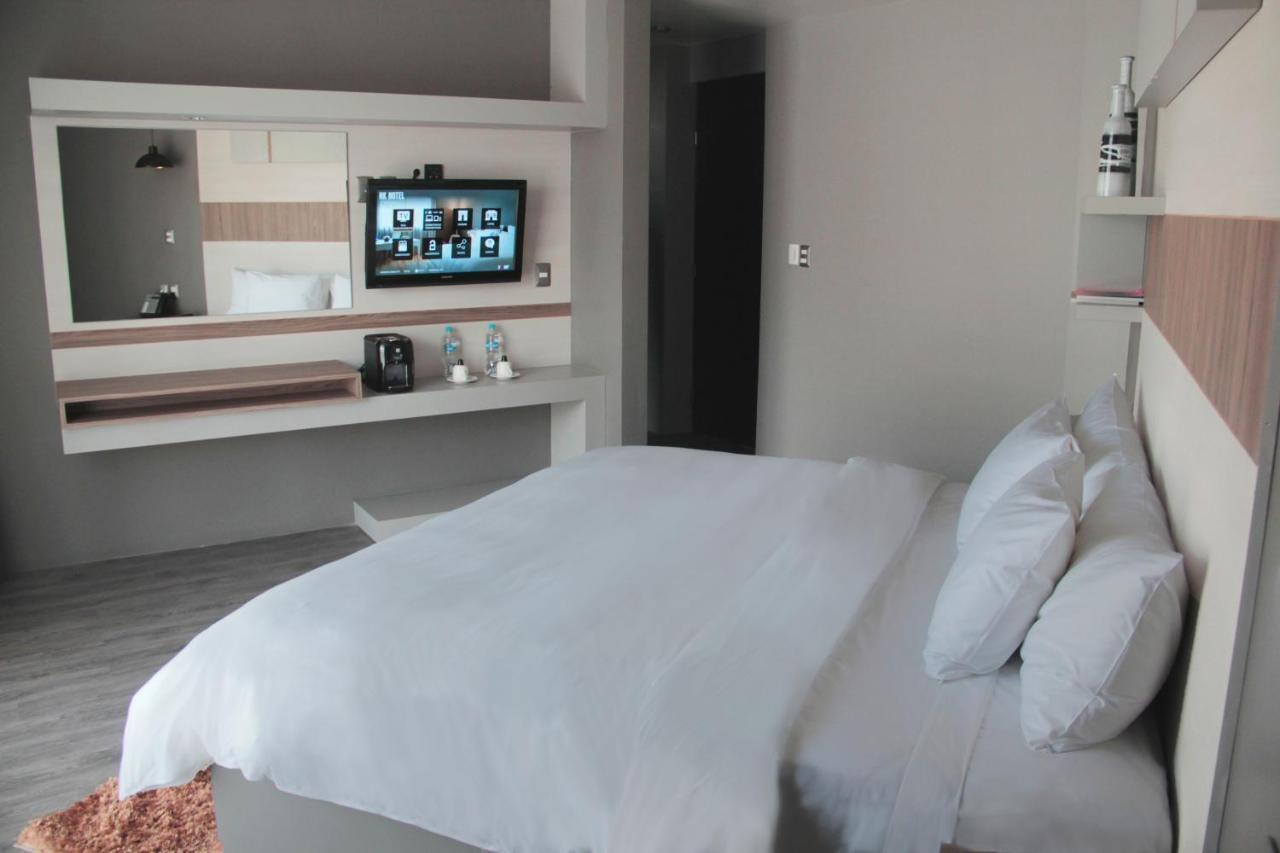 Esduma Hk Hotel Pachuca Bagian luar foto