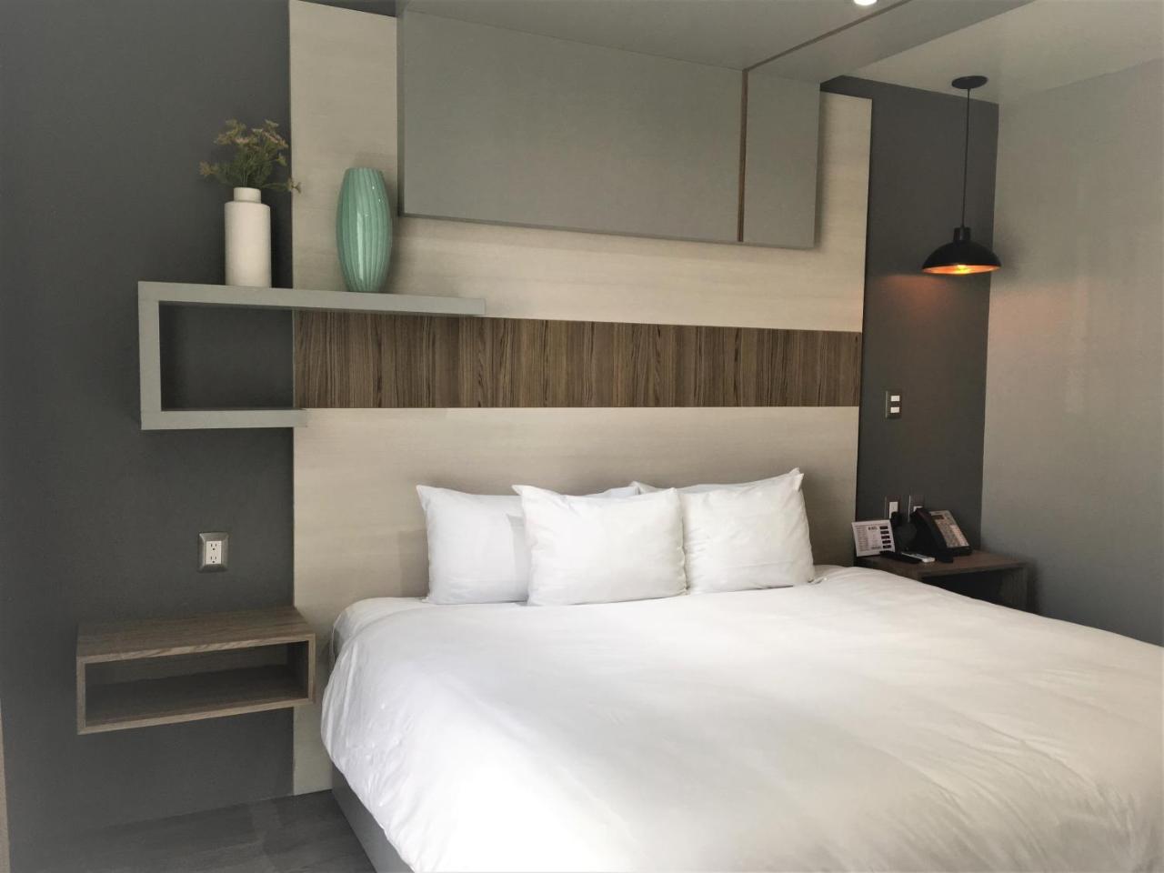 Esduma Hk Hotel Pachuca Bagian luar foto